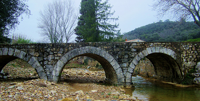 Bridge to Mas Blanc